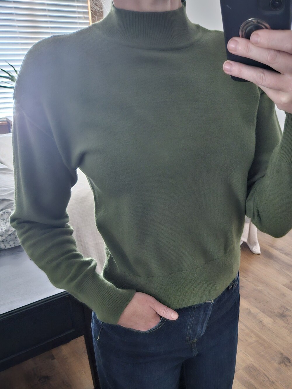 Women's Olive Turtleneck Sweater - Classic Lightweight Knit